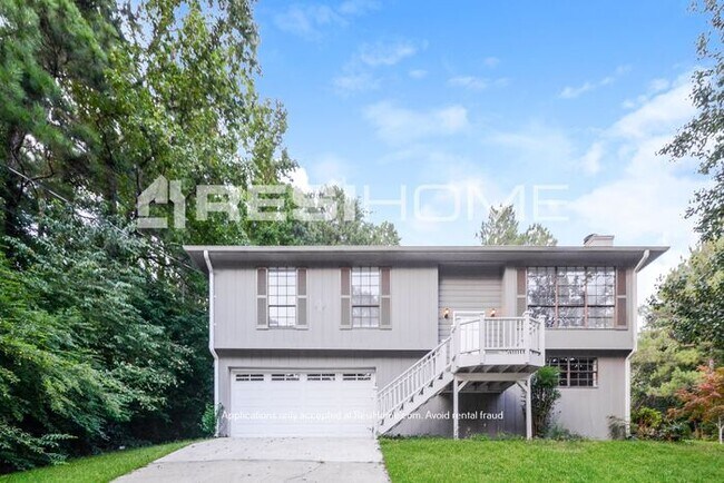 Foto del edificio - COMING SOON! Anticipated move-in ready dat...