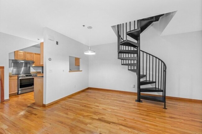 Foto del edificio - 143 Pleasant St