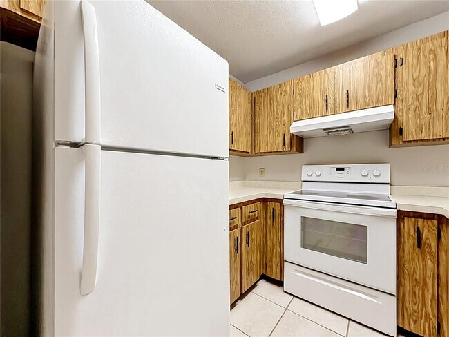 Foto del edificio - 2113 NE 38th St