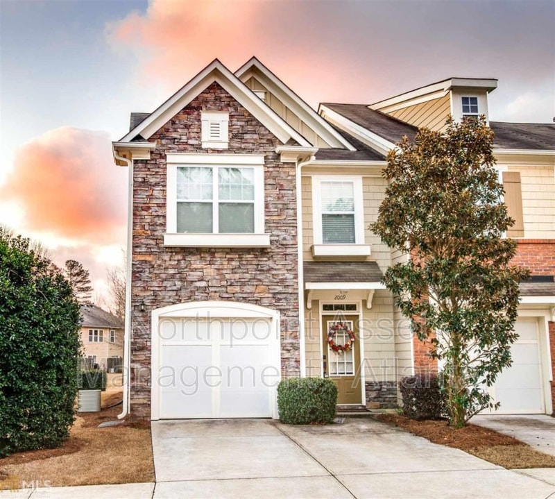 2009 Lakeshore Overlook Cir NW, Kennesaw, GA 30152 Townhome Rentals
