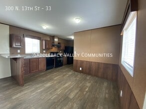 Building Photo - 300 N 13th St