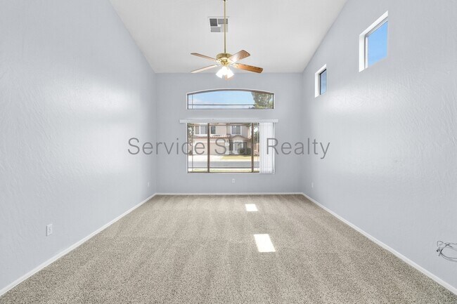 Foto del edificio - 2111 E Appaloosa Rd