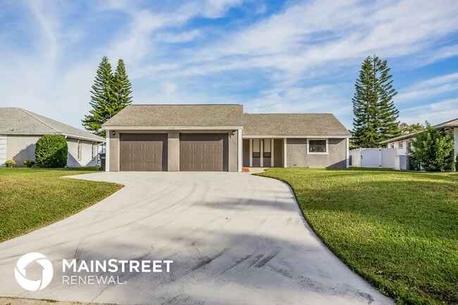 Building Photo - 1253 Paradise Way