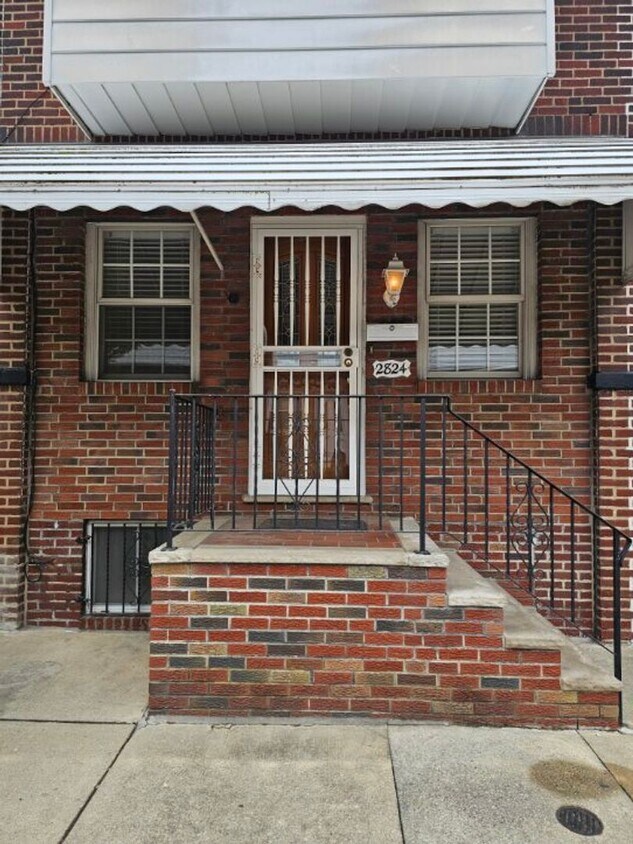 Large Home - South Philadelphia - Large Home - South Philadelphia