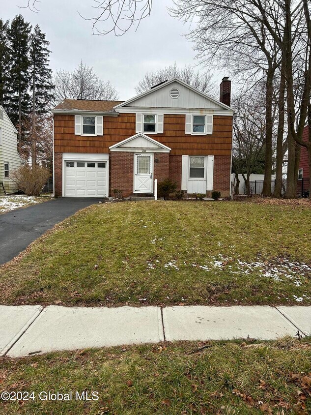 345 S Main Ave, Albany, NY 12209 House Rental in Albany, NY