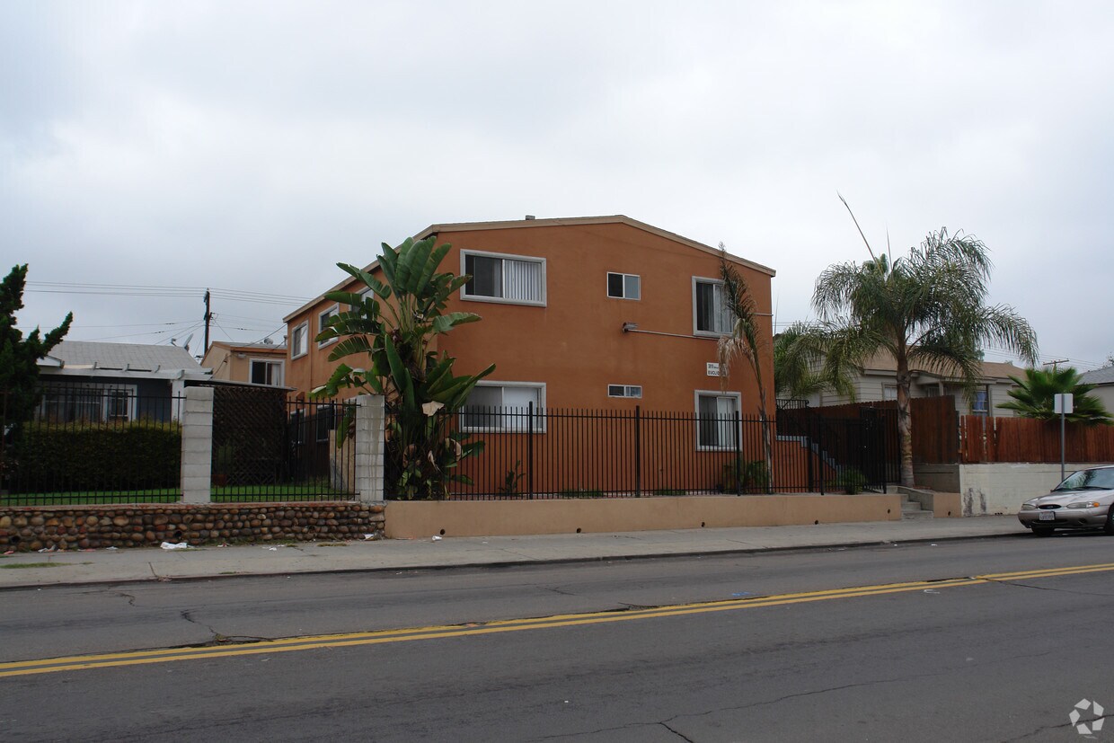 Primary Photo - 3810 Euclid Ave