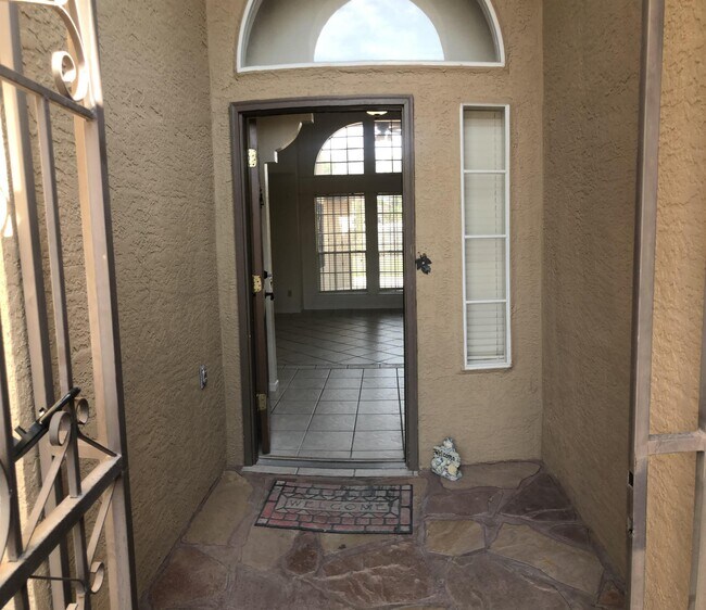 Building Photo - 12145 Tree Quail Ct