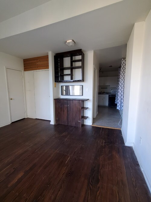 Foto del edificio - 1660 Park Rd NW