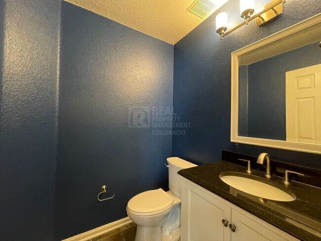 Foto del edificio - 16800 E Hollow Horn Ave