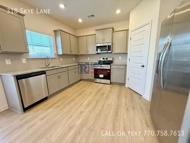 Foto del edificio - 318 Skye Ln