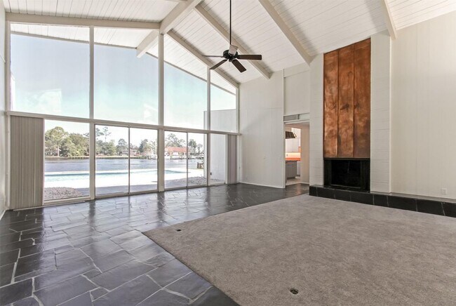 Building Photo - 4311 Venetia Boulevard