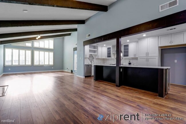 Building Photo - 3 br, 2 bath House - 6269 Heathcliff Drive...