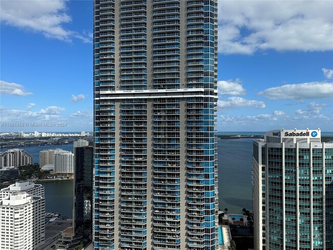 Foto del edificio - 1060 Brickell Ave