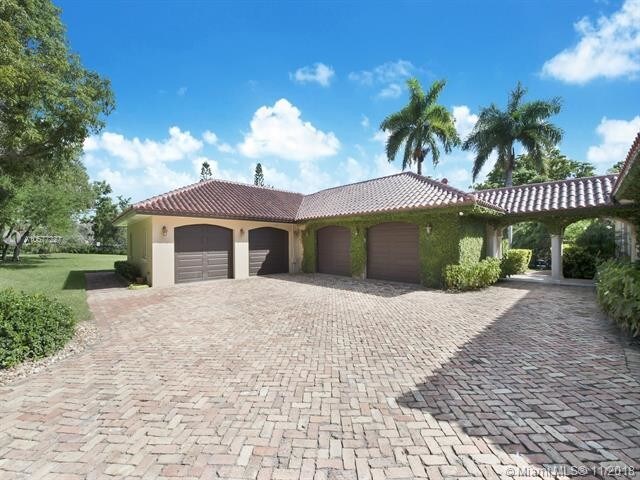 Building Photo - 12601 Old Cutler Rd