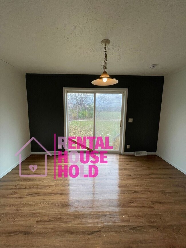 Foto del edificio - Completely Redone 3 Bed 1.5 Bath Rental!