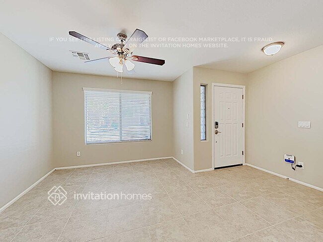 Foto del edificio - 2844 S 160th Ln