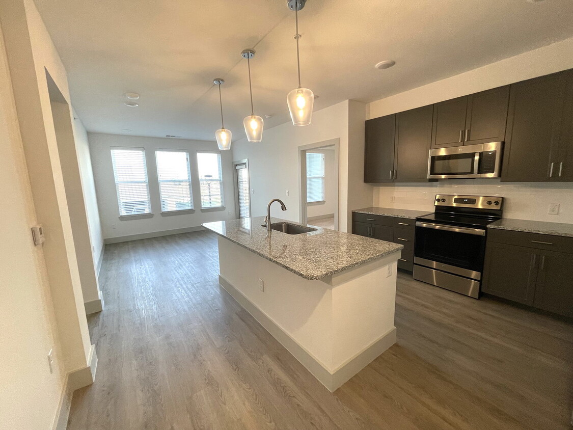 Foto principal - 4320 S Legacy Dr