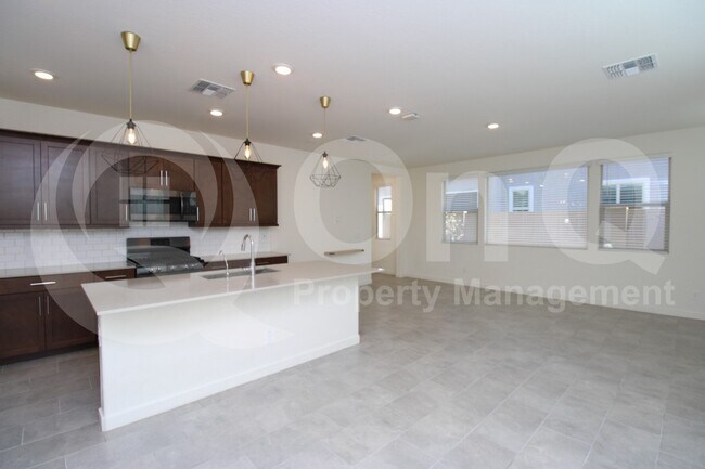 Foto del edificio - 725 N Abalone Ct.