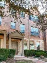 Building Photo - 3942 Sugar Tree Way