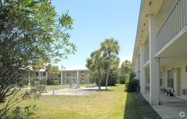 Building Photo - Tara House Apartments