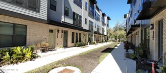 Building Photo - 1614 Bridgeton Dr