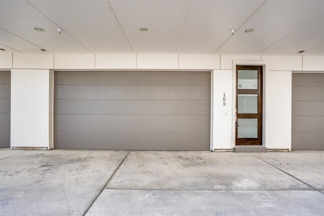 Photo - 2203 Moser Ave Townhome