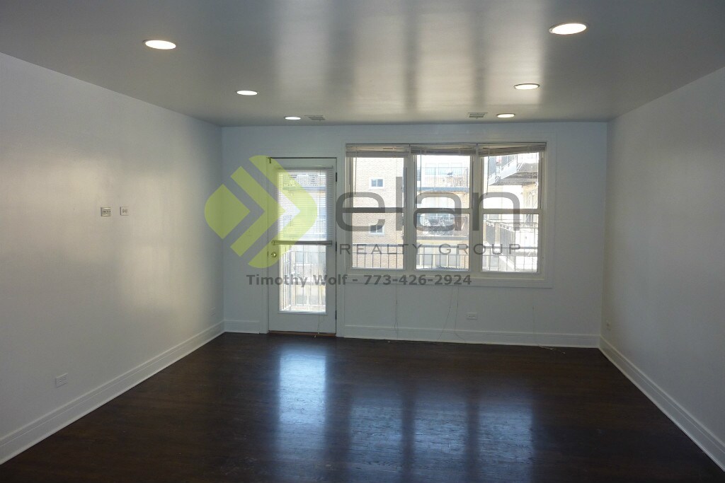 Primary Photo - 2528 W Fitch Ave