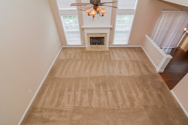 Building Photo - 6300 Whirlaway Dr