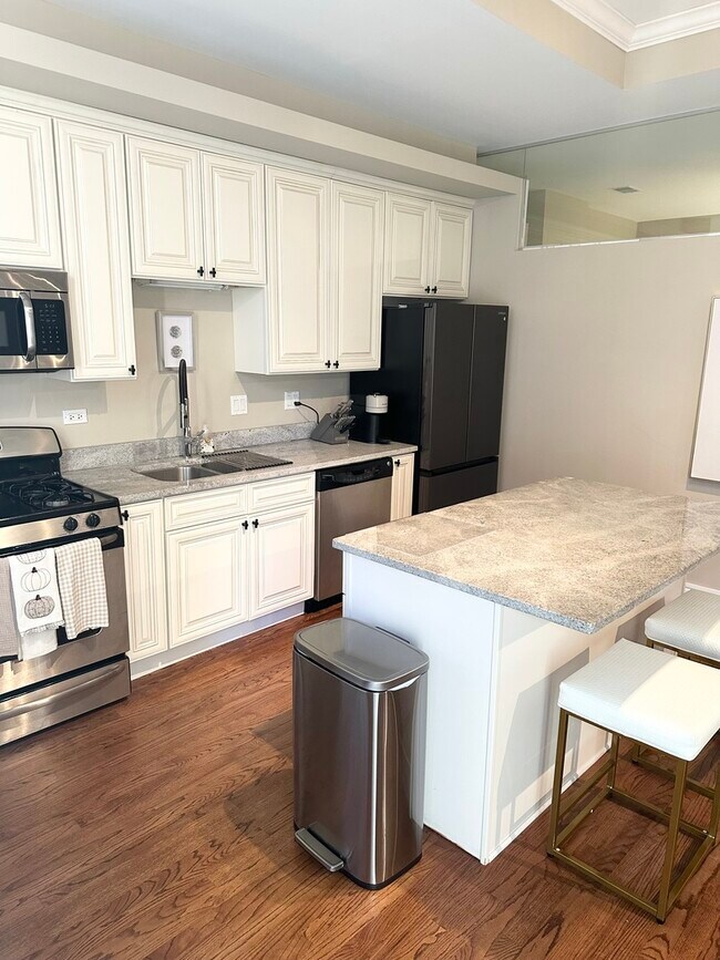 Foto del edificio - 212 W Washington St