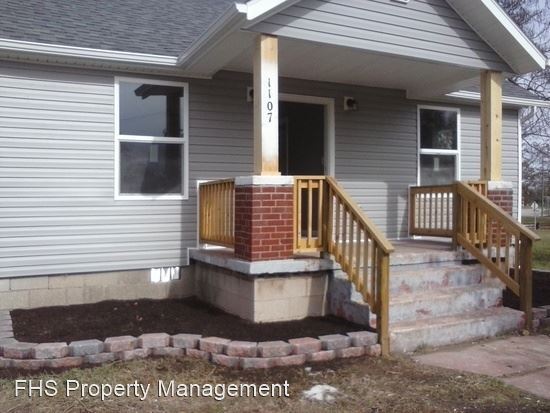 Building Photo - 3 br, 2 bath House - 1107 W. Locust Street