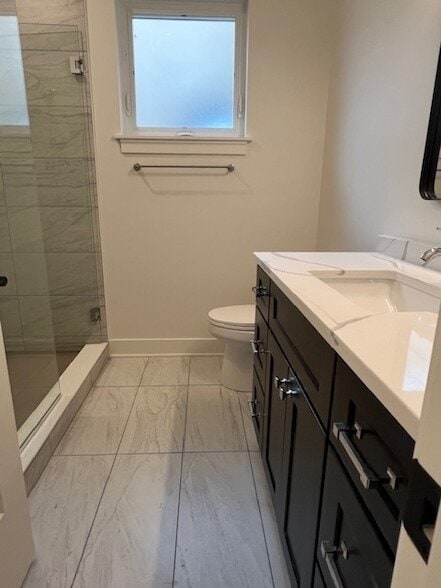 Building Photo - 3025 W Ainslie St