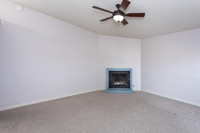 Building Photo - 3099 Peaks View Ln