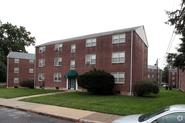 Building Photo - Parklynn Apartments