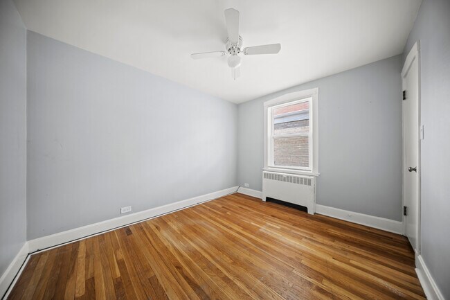 Building Photo - 1814 Elmwood Ave