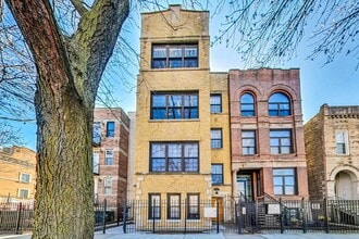 Building Photo - 2705 W Hirsch St