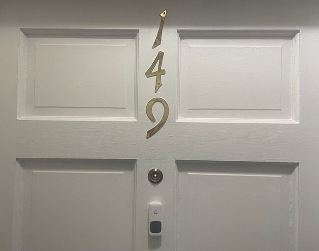 Building Photo - Condo in Raleigh Woods Available NOW!