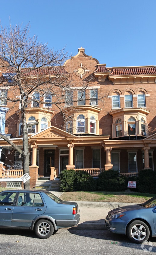 Primary Photo - 2805 N Calvert St