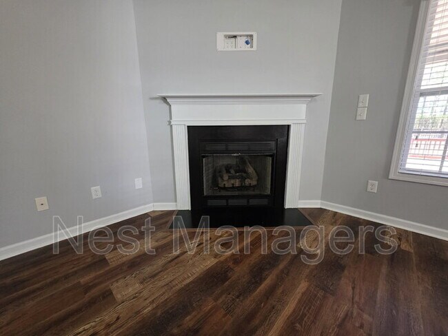 Foto del edificio - 366 Carolina Oaks Cir