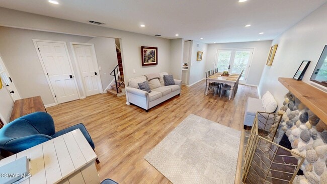 Building Photo - 30621 Sandtrap Dr