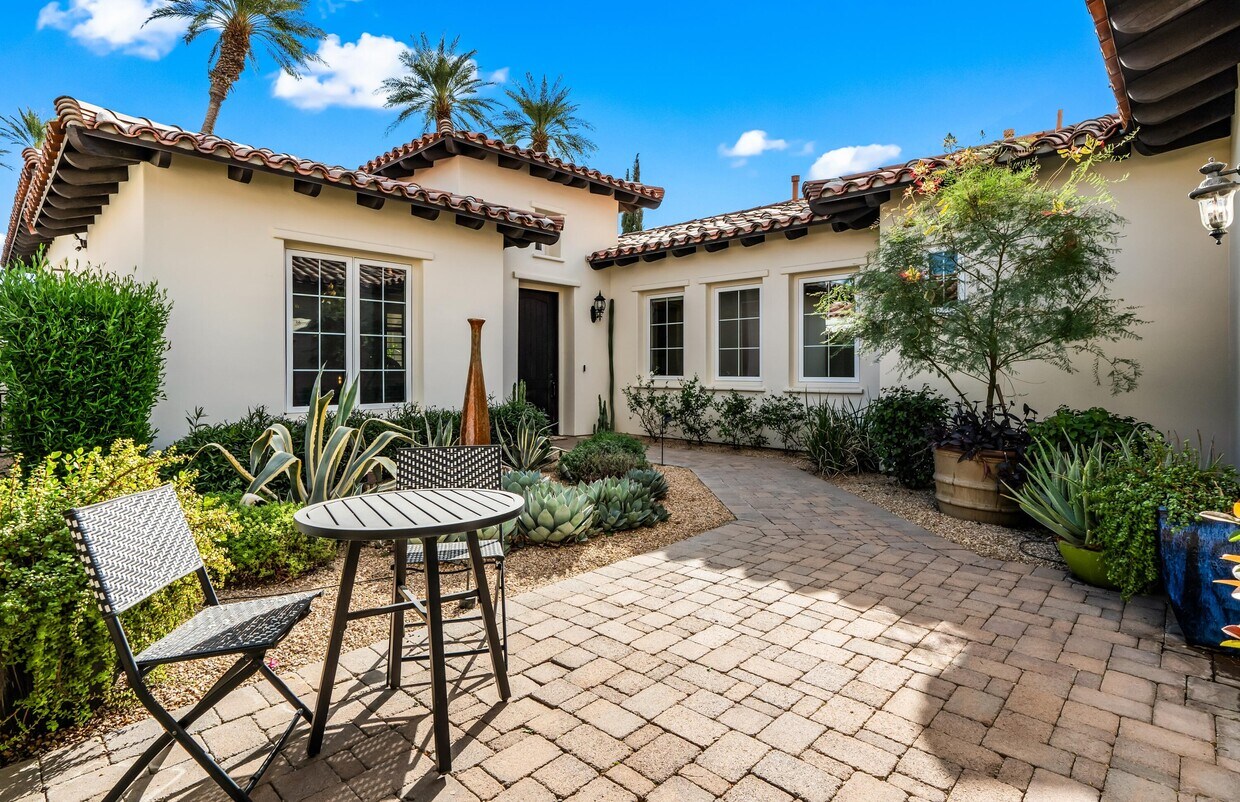 Foto principal - 56738 Palms Dr
