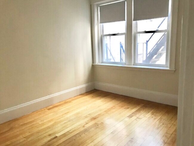 Foto del edificio - 1784 Beacon St