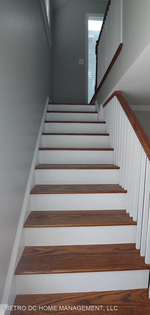 Building Photo - 3 br, 2 bath House - 108 N Edison St