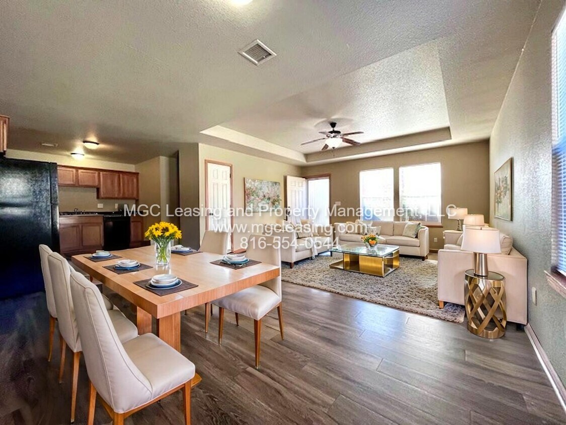 Foto principal - 123 SW Rock Garden Ln