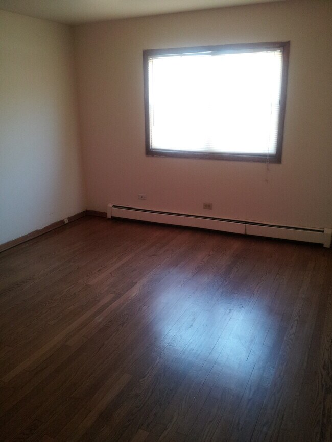 Foto del edificio - 7313 Roosevelt Rd
