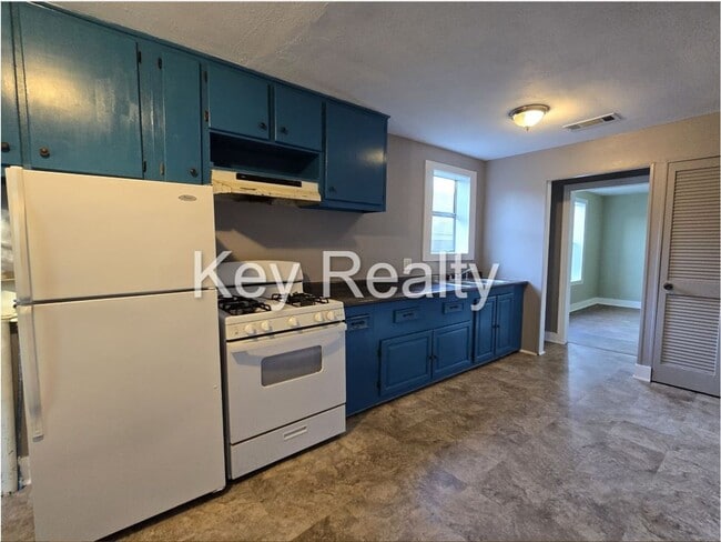 Building Photo - ****3229 Levin-Alexandria