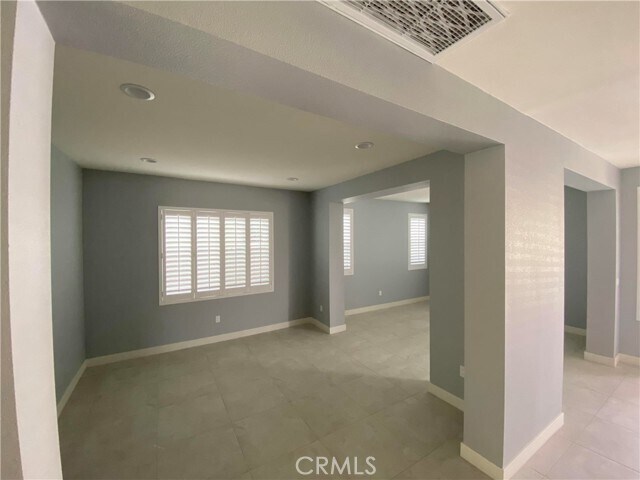 Building Photo - 32207 Spun Cotton Dr