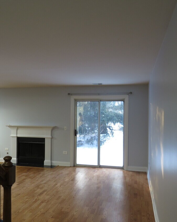 43 Foxcroft Rd Unit 115, Naperville, IL 60565 Condo for Rent in