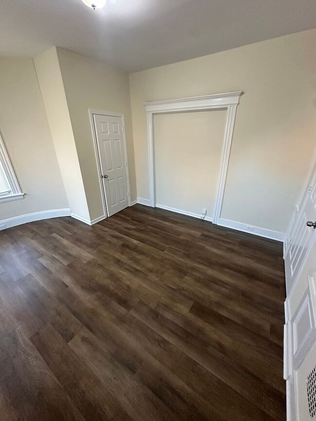 Foto del edificio - Highland Ave. 35-37