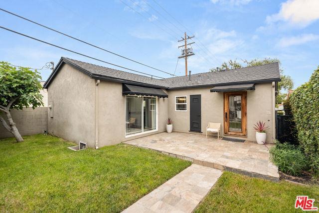 Foto principal - 419 S Almont Dr