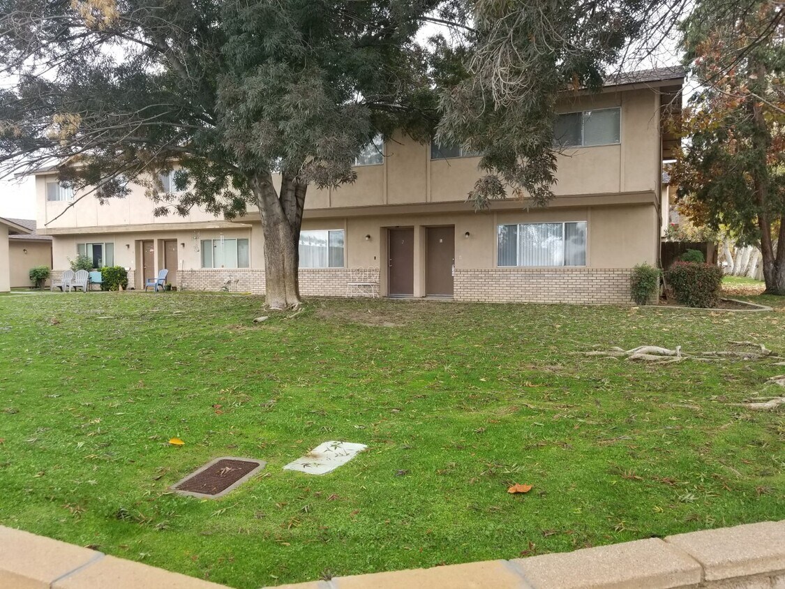 Primary Photo - 12012 Handel Ave